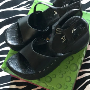 Mudd Chunky Black Platform Sandals