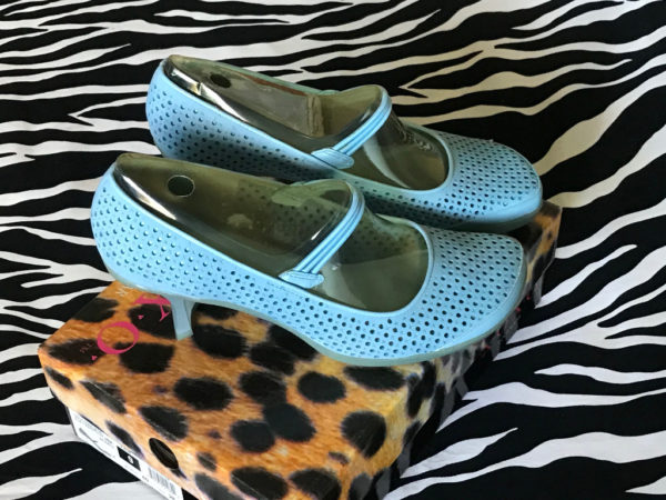 Xoxo Baby Blue Mary Jane Shoes With Kitten Heels